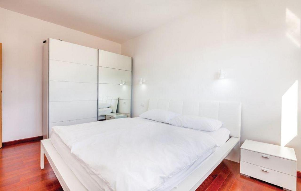 Apartments Host Barbat na Rabu Ngoại thất bức ảnh